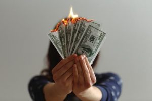 dolares se queman